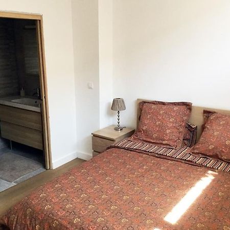 150 M² Fully Furnished Loft Lägenhet Lille Exteriör bild